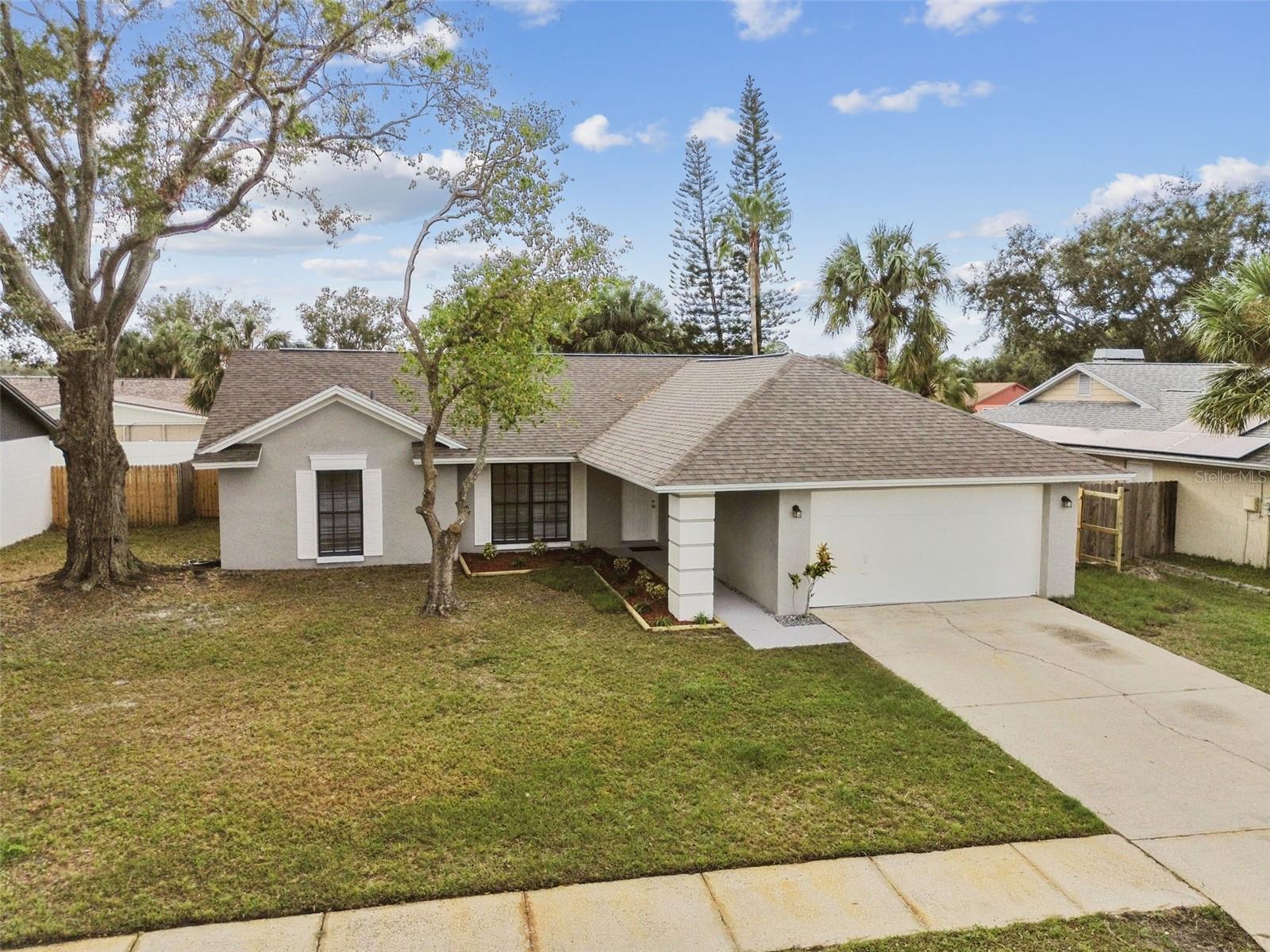 11022 ASHBOURNE CIR, TAMPA, FL, 33624