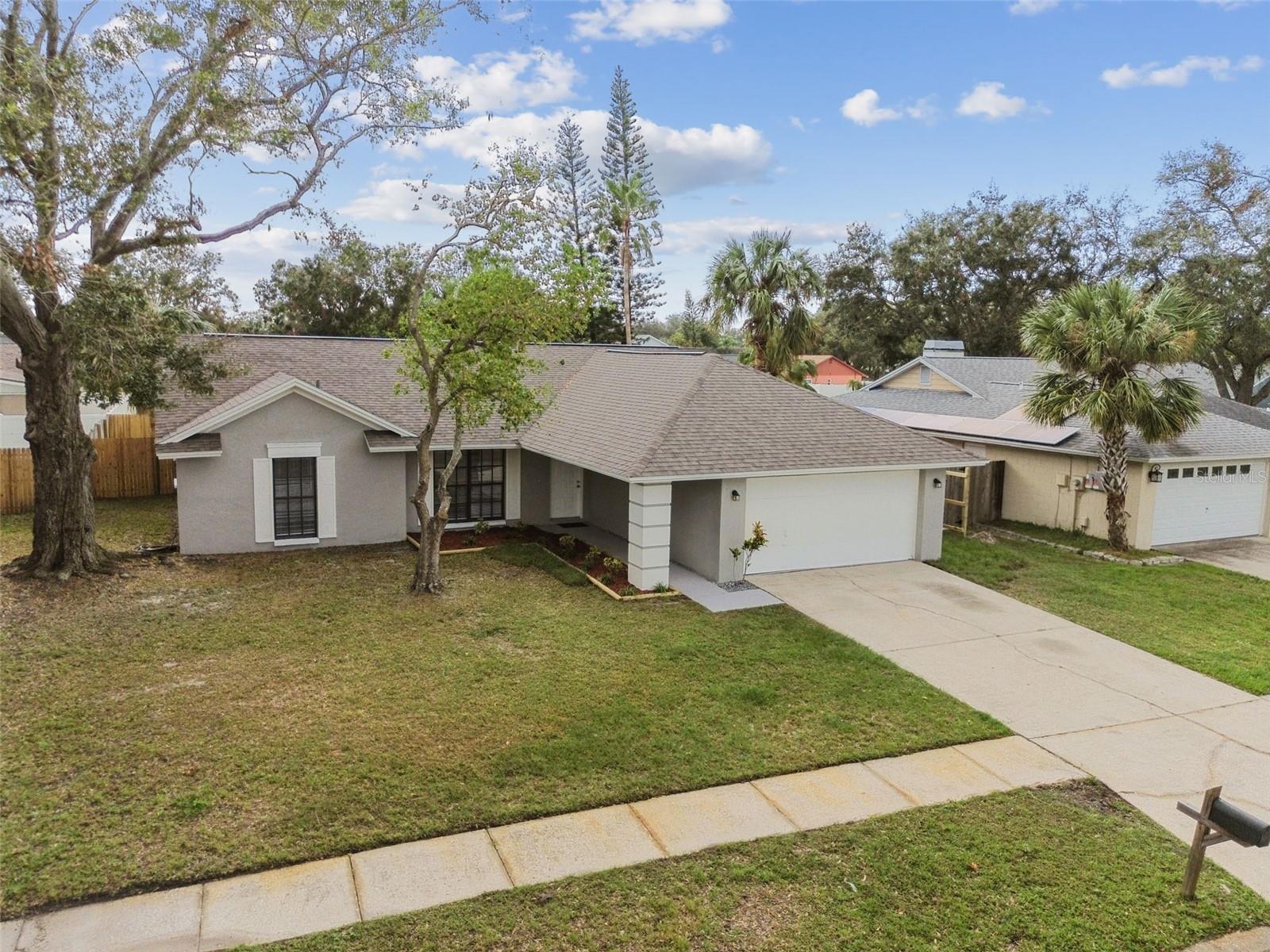 11022 ASHBOURNE CIR, TAMPA, FL, 33624