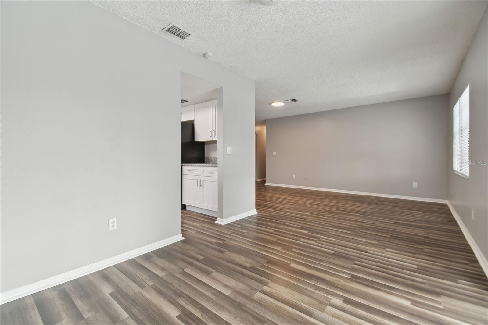 11022 ASHBOURNE CIR, TAMPA, FL, 33624