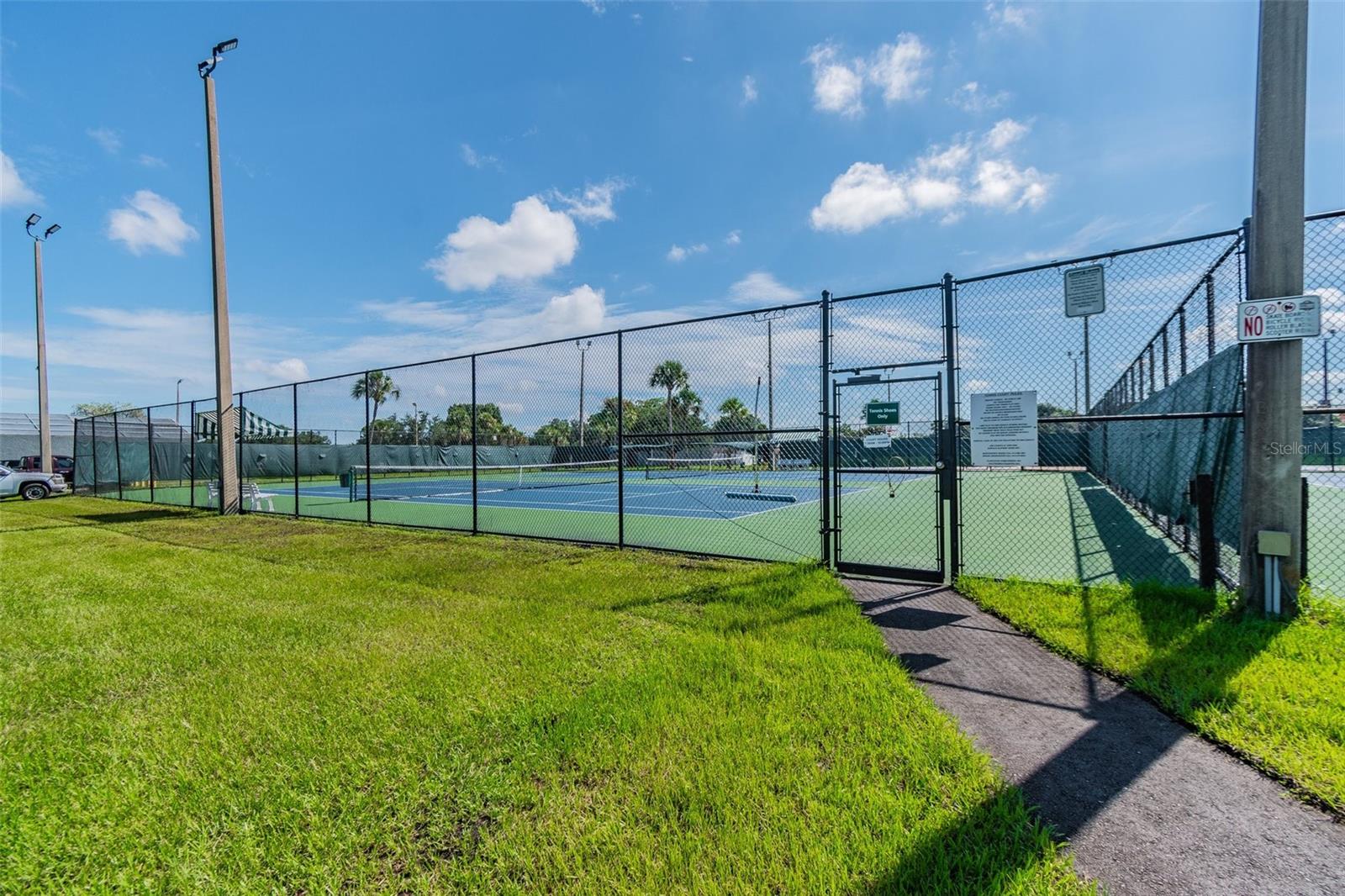 11022 ASHBOURNE CIR, TAMPA, FL, 33624