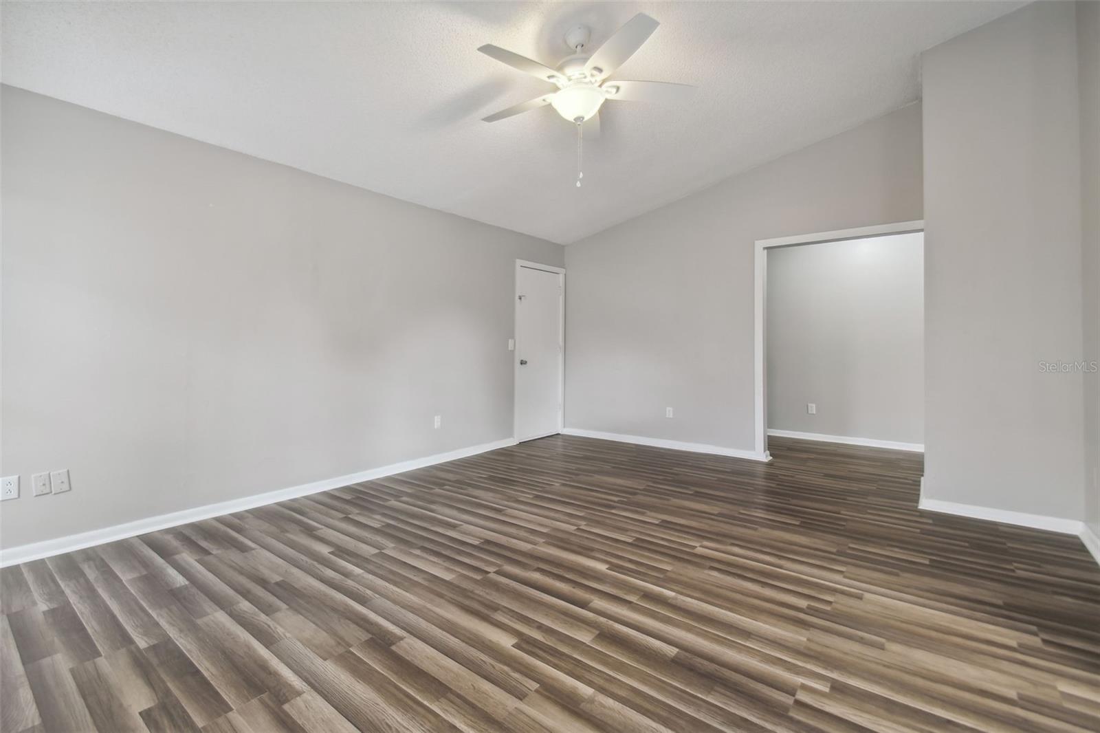 11022 ASHBOURNE CIR, TAMPA, FL, 33624