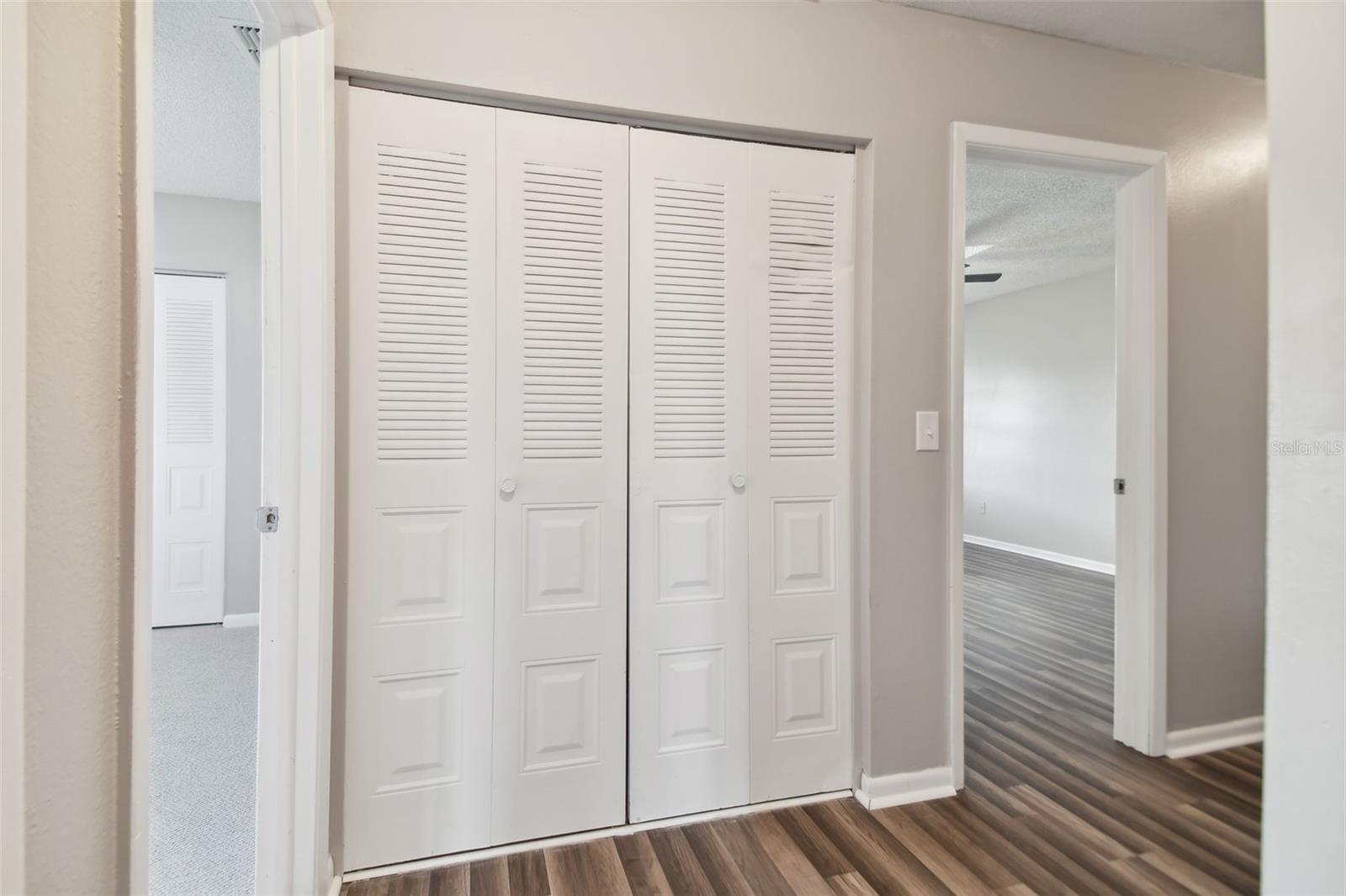 11022 ASHBOURNE CIR, TAMPA, FL, 33624