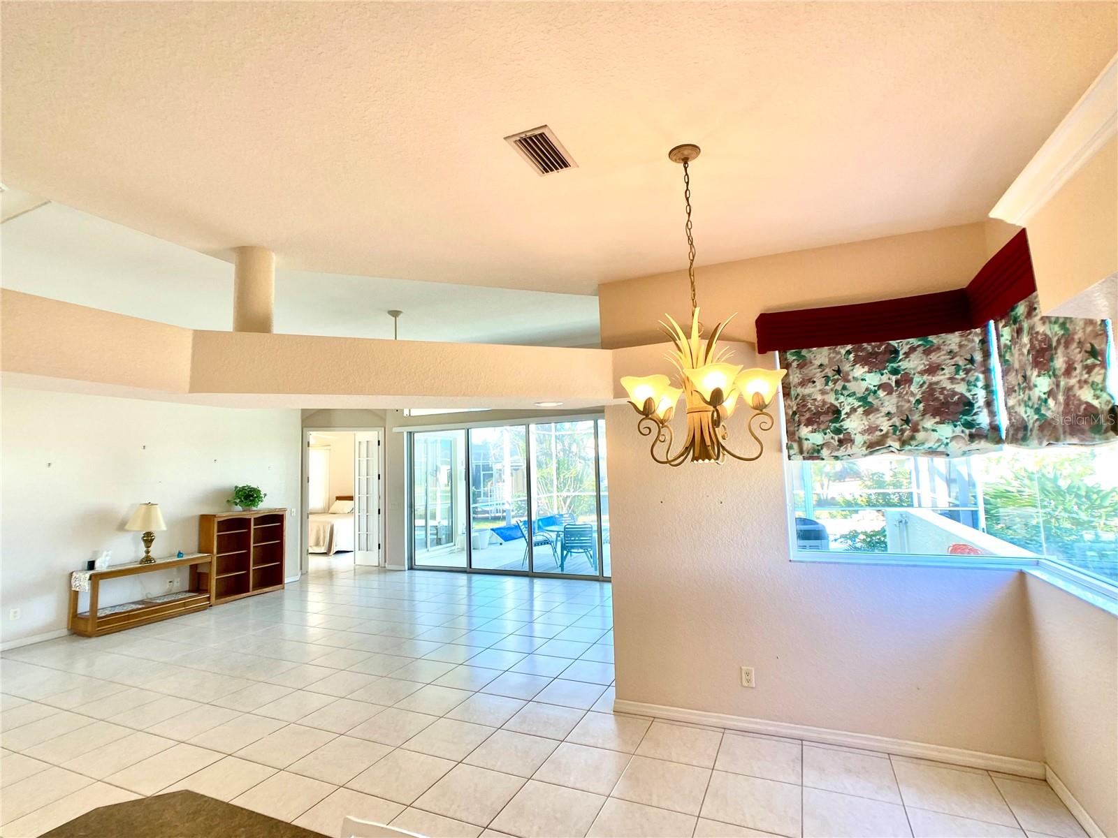 25 WINDSOR DR, ENGLEWOOD, FL, 34223