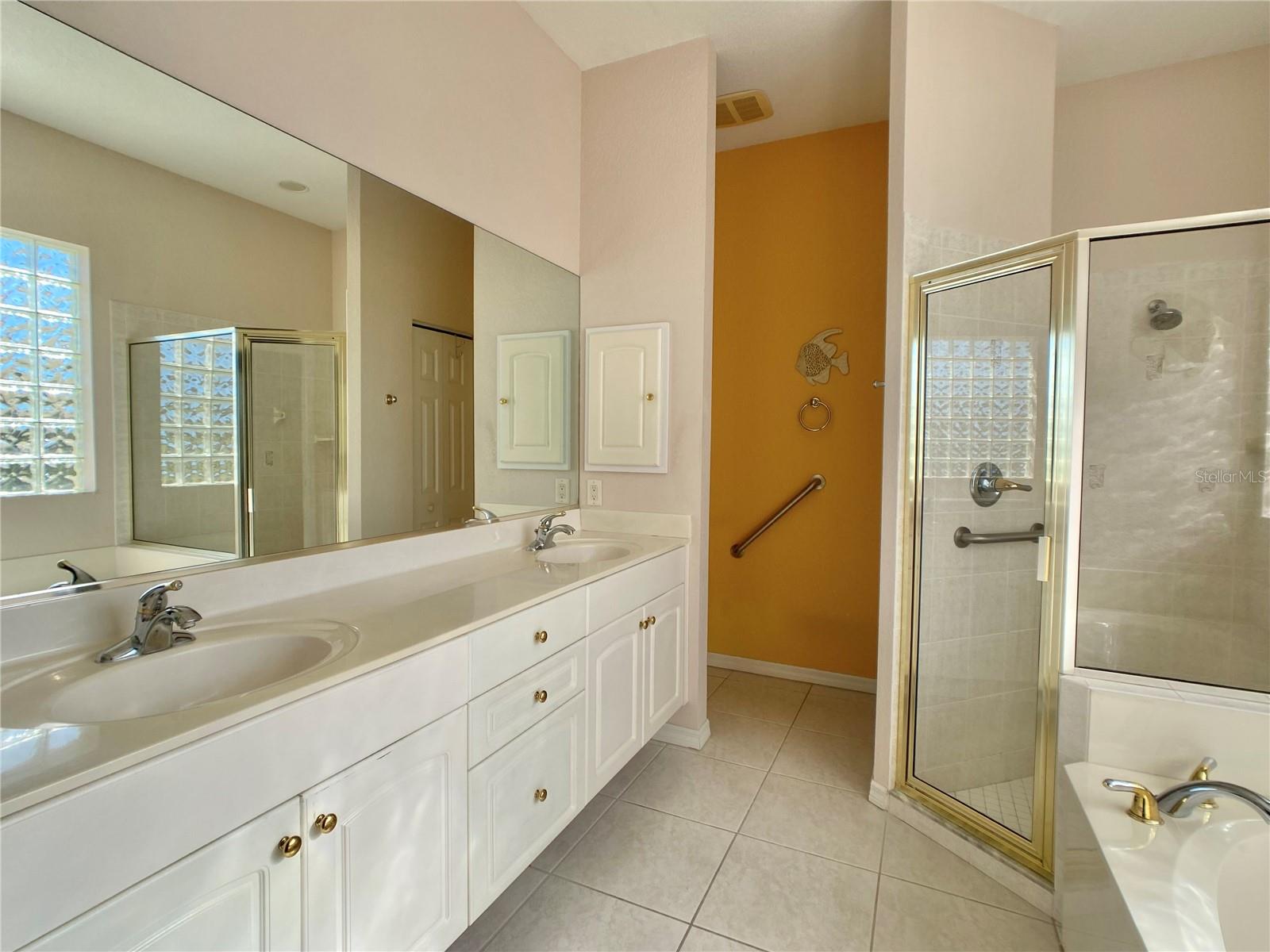 25 WINDSOR DR, ENGLEWOOD, FL, 34223