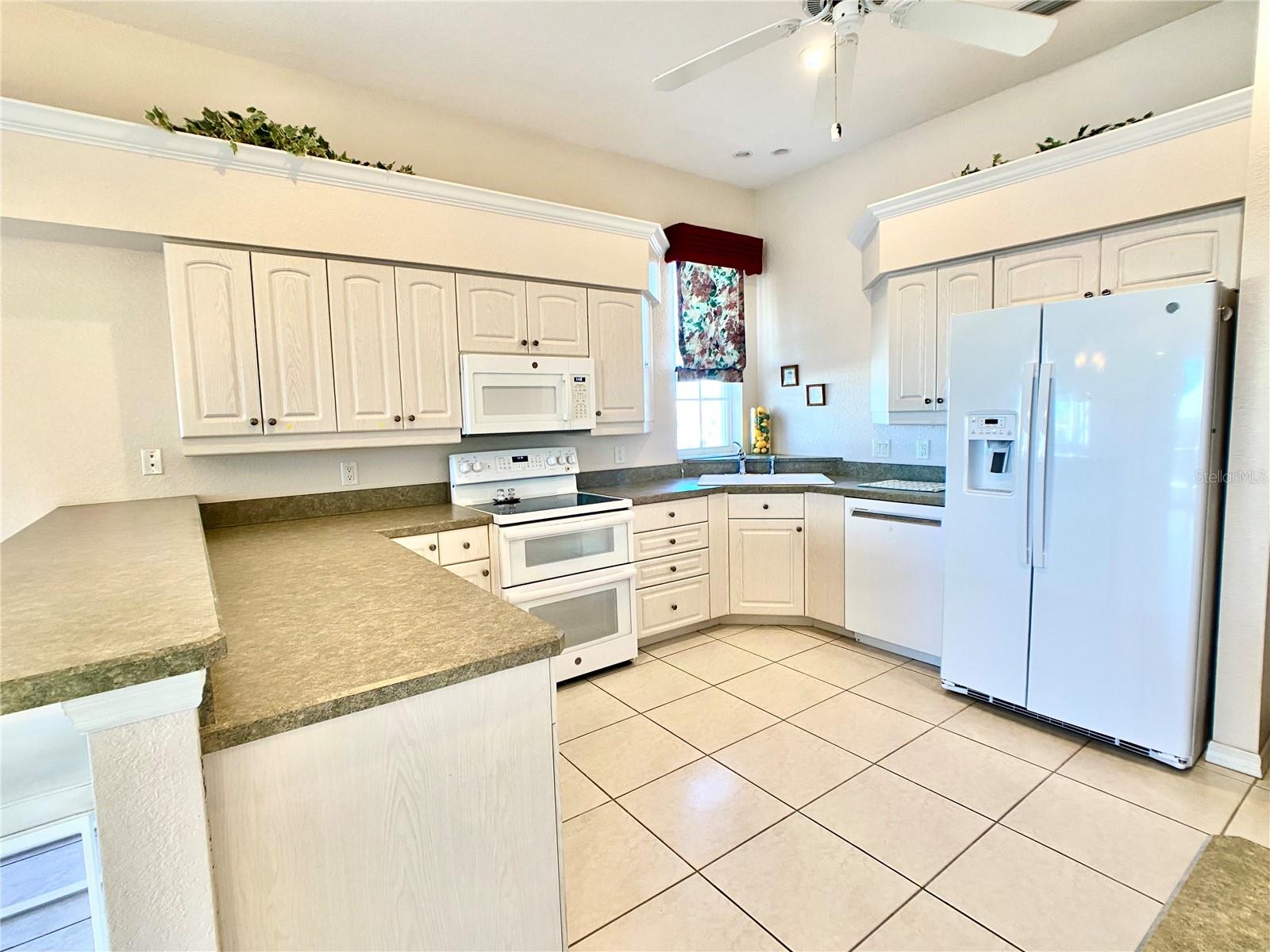 25 WINDSOR DR, ENGLEWOOD, FL, 34223