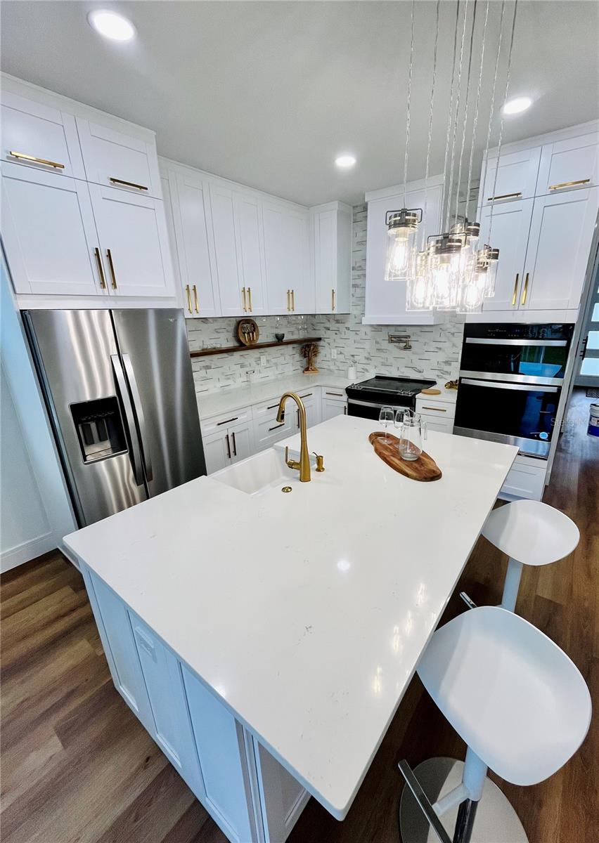208 WASHINGTON AVE, OLDSMAR, FL, 34677