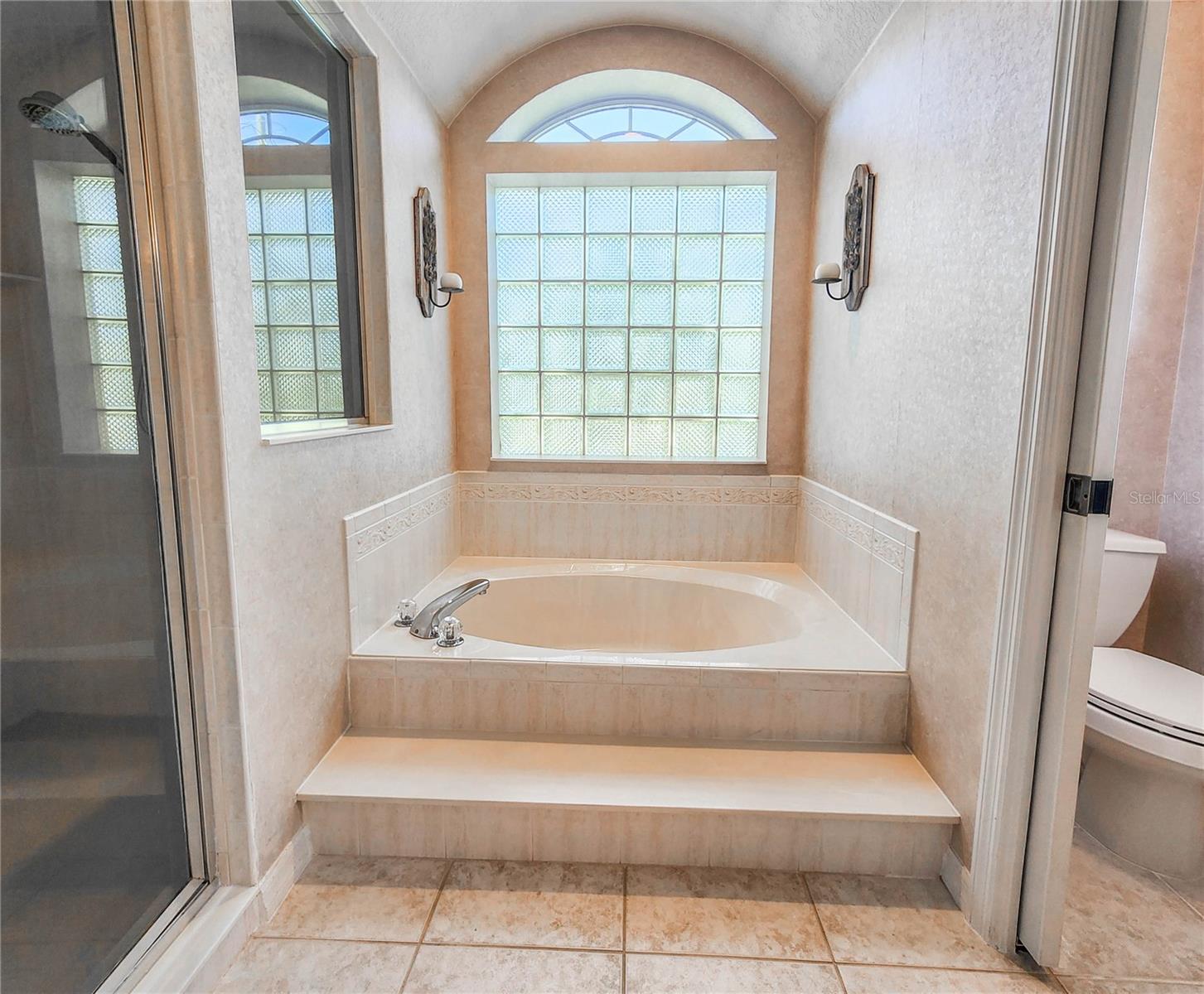 8 BURNING SANDS LN, PALM COAST, FL, 32137