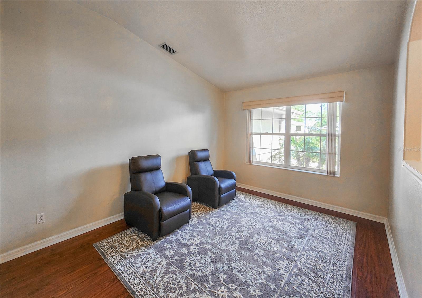 8 BURNING SANDS LN, PALM COAST, FL, 32137