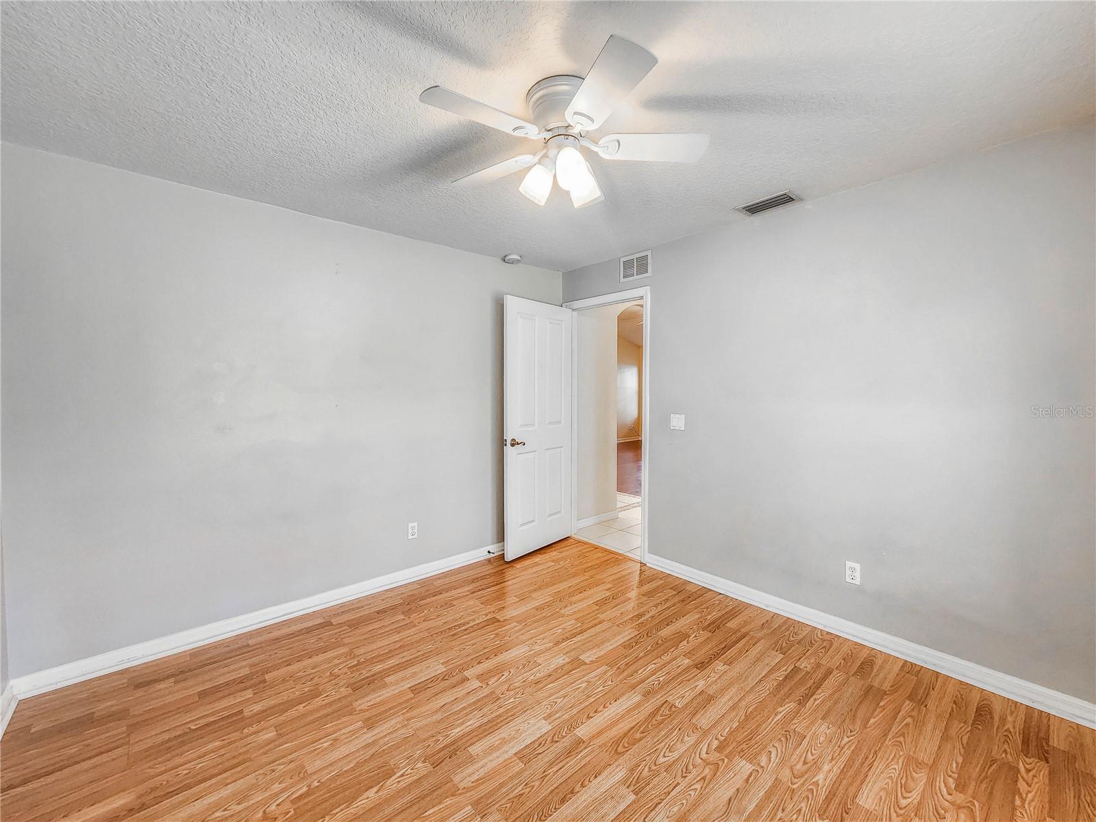8 BURNING SANDS LN, PALM COAST, FL, 32137