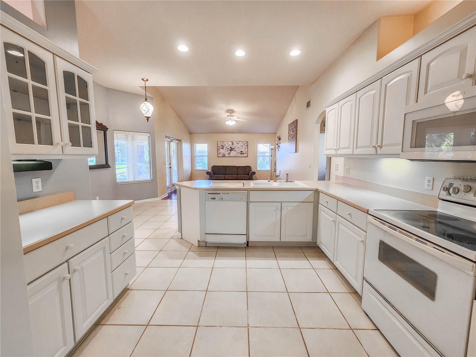 8 BURNING SANDS LN, PALM COAST, FL, 32137