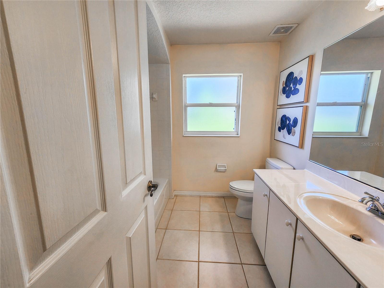 8 BURNING SANDS LN, PALM COAST, FL, 32137