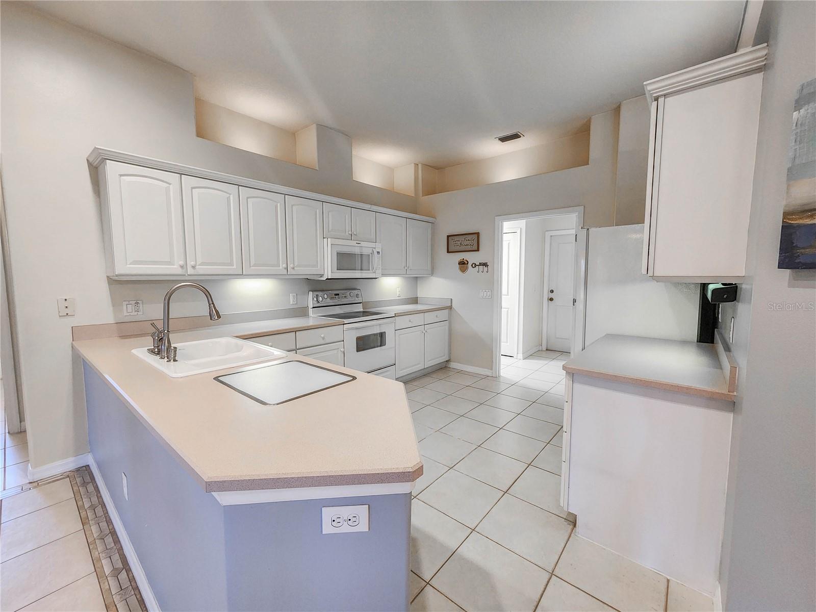 8 BURNING SANDS LN, PALM COAST, FL, 32137