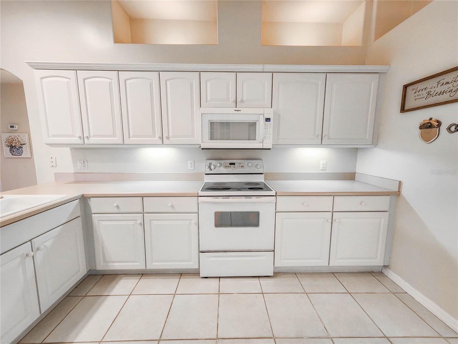 8 BURNING SANDS LN, PALM COAST, FL, 32137