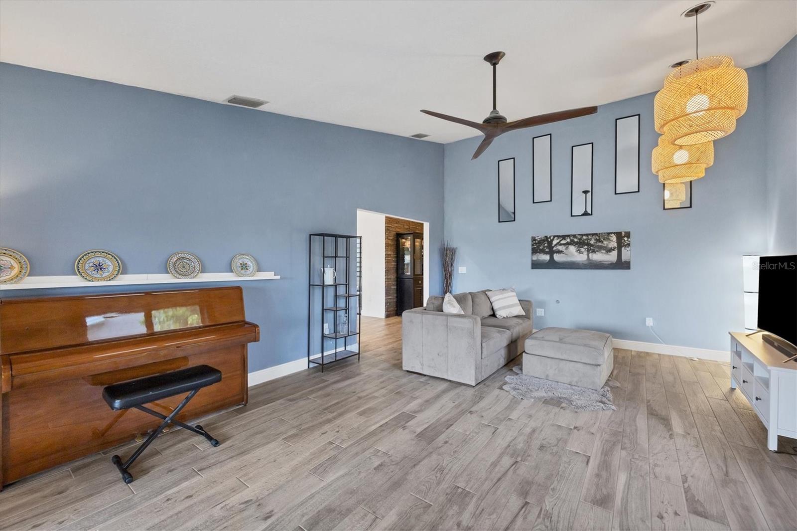3603-B AVENIDA MADERA, BRADENTON, FL, 34210