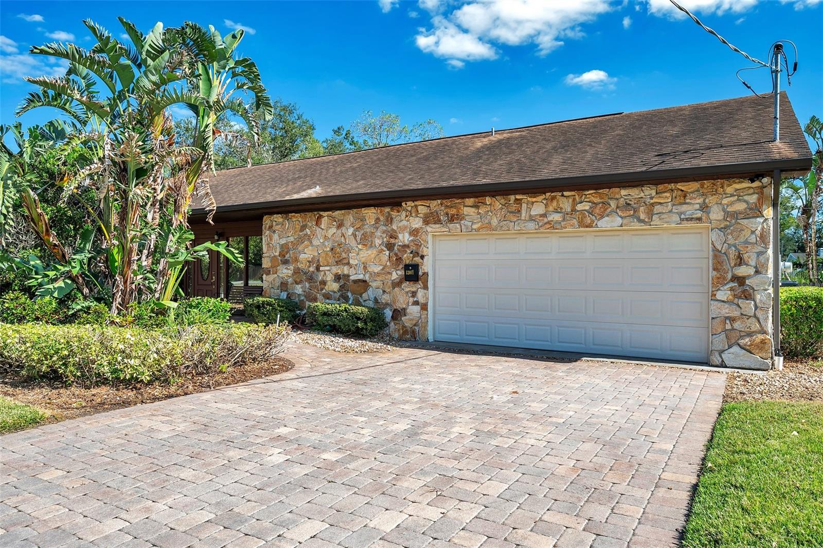 12011 N GOMEZ AVE, TAMPA, FL, 33618