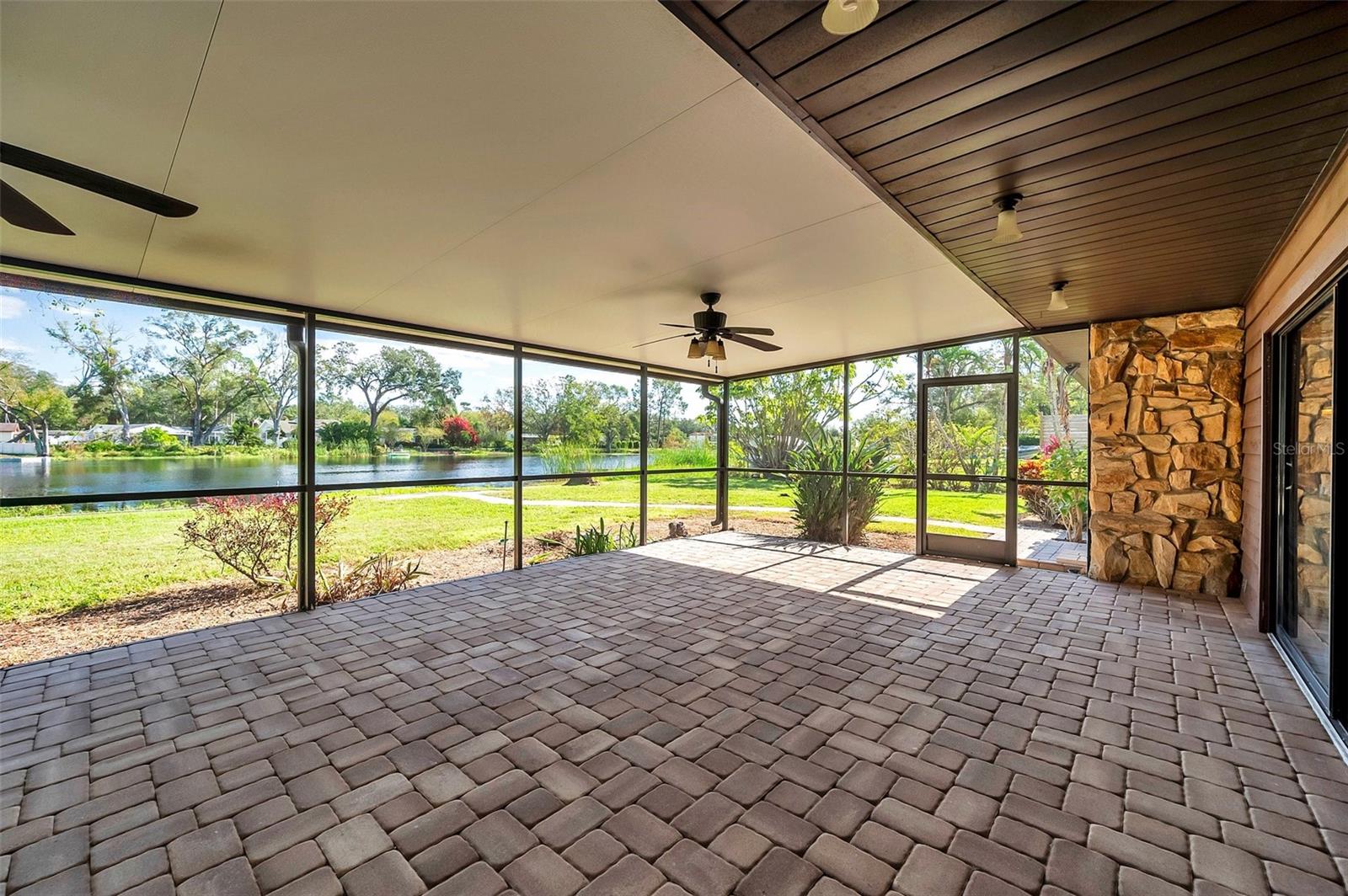 12011 N GOMEZ AVE, TAMPA, FL, 33618