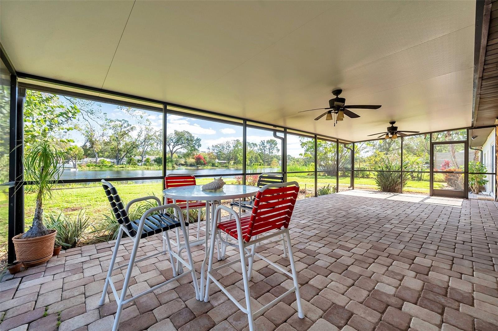 12011 N GOMEZ AVE, TAMPA, FL, 33618