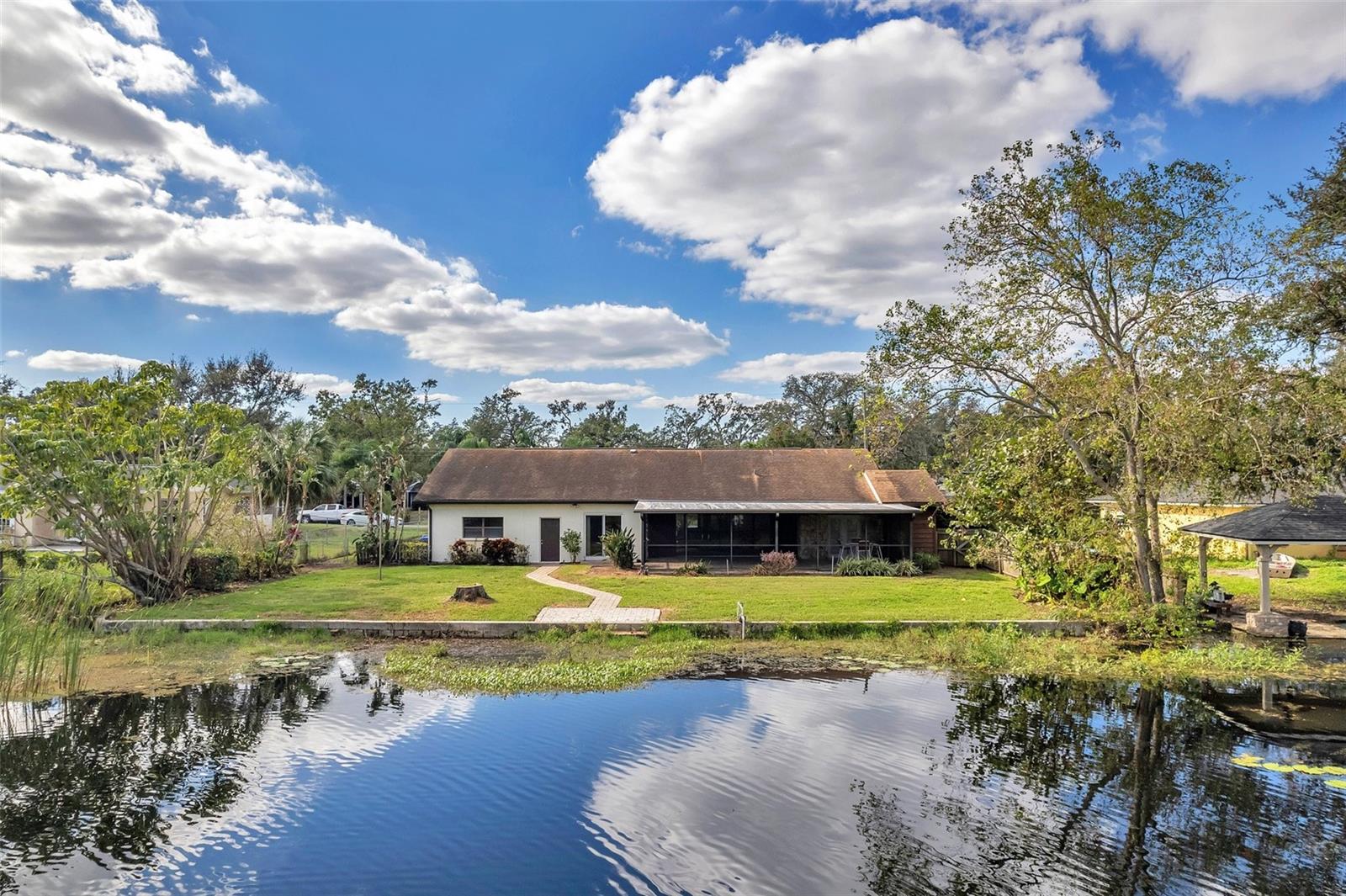 12011 N GOMEZ AVE, TAMPA, FL, 33618