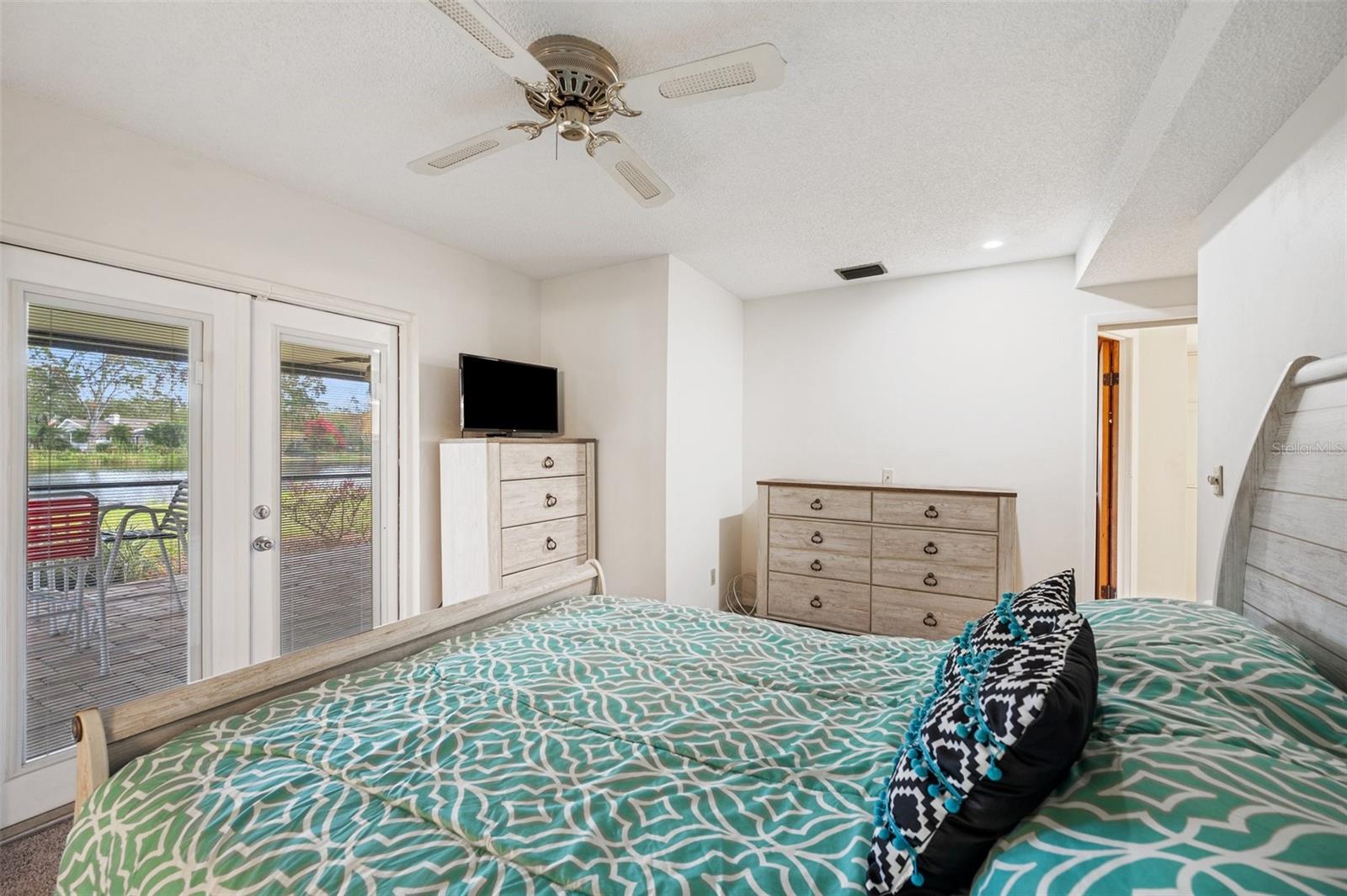 12011 N GOMEZ AVE, TAMPA, FL, 33618