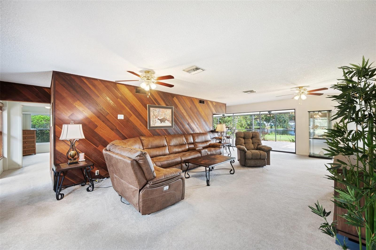 12011 N GOMEZ AVE, TAMPA, FL, 33618