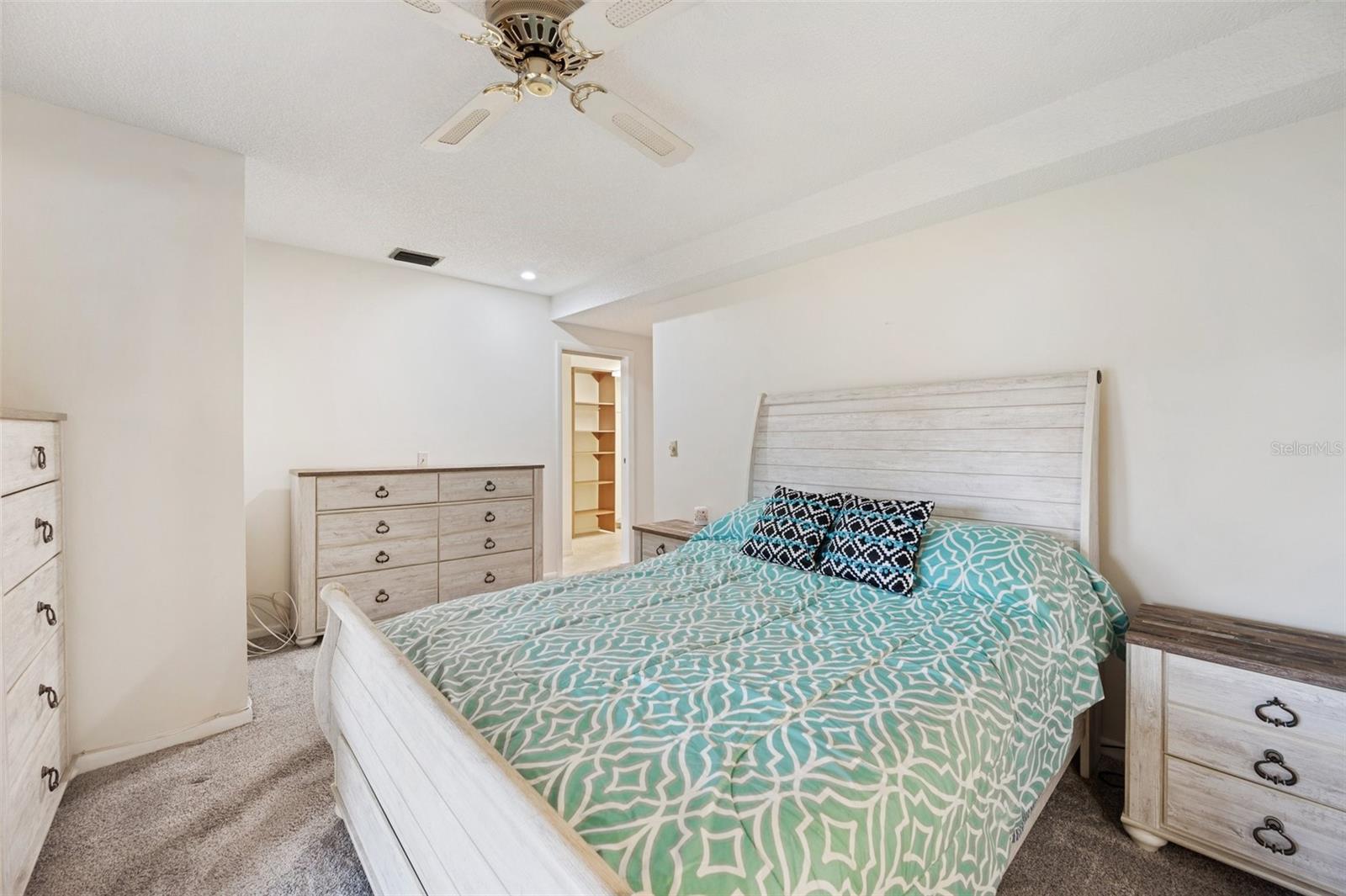 12011 N GOMEZ AVE, TAMPA, FL, 33618