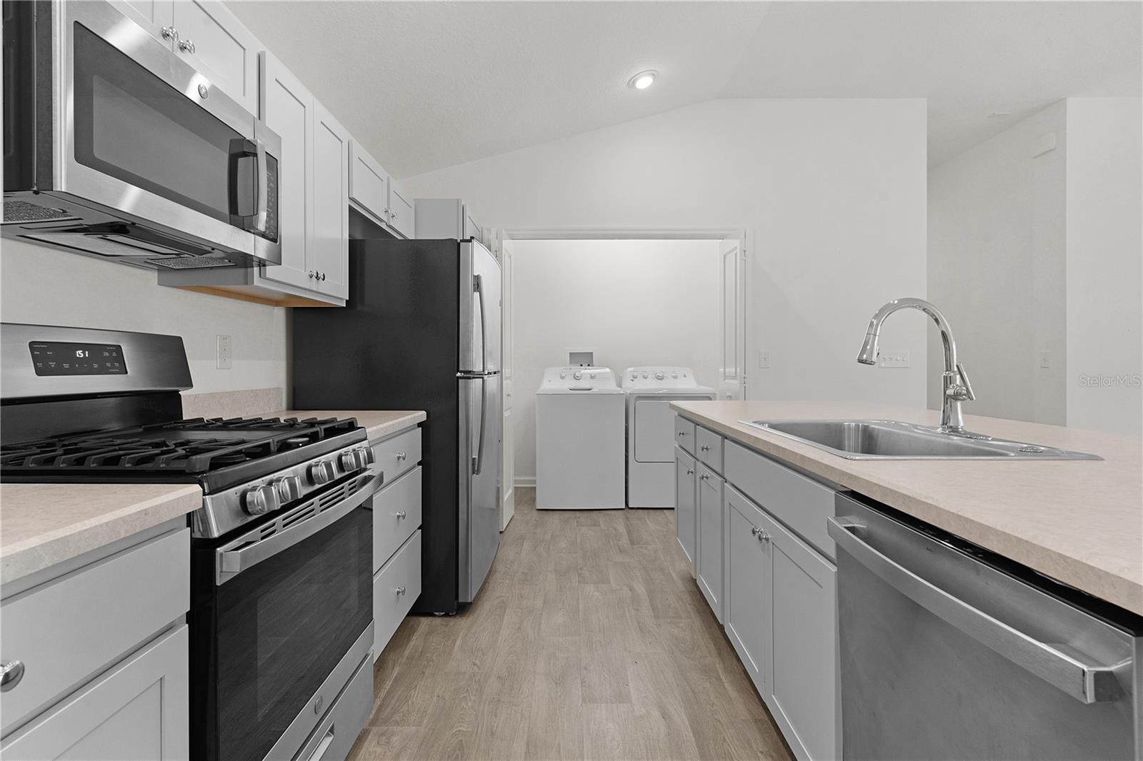 4813 PIVANKA AVE, THE VILLAGES, FL, 32163