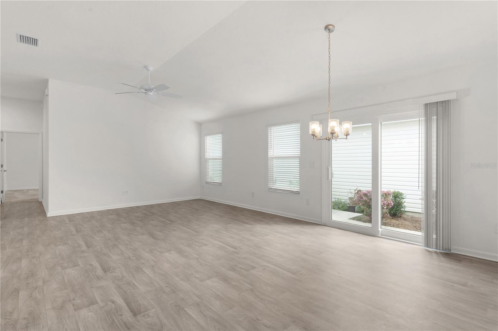 4813 PIVANKA AVE, THE VILLAGES, FL, 32163