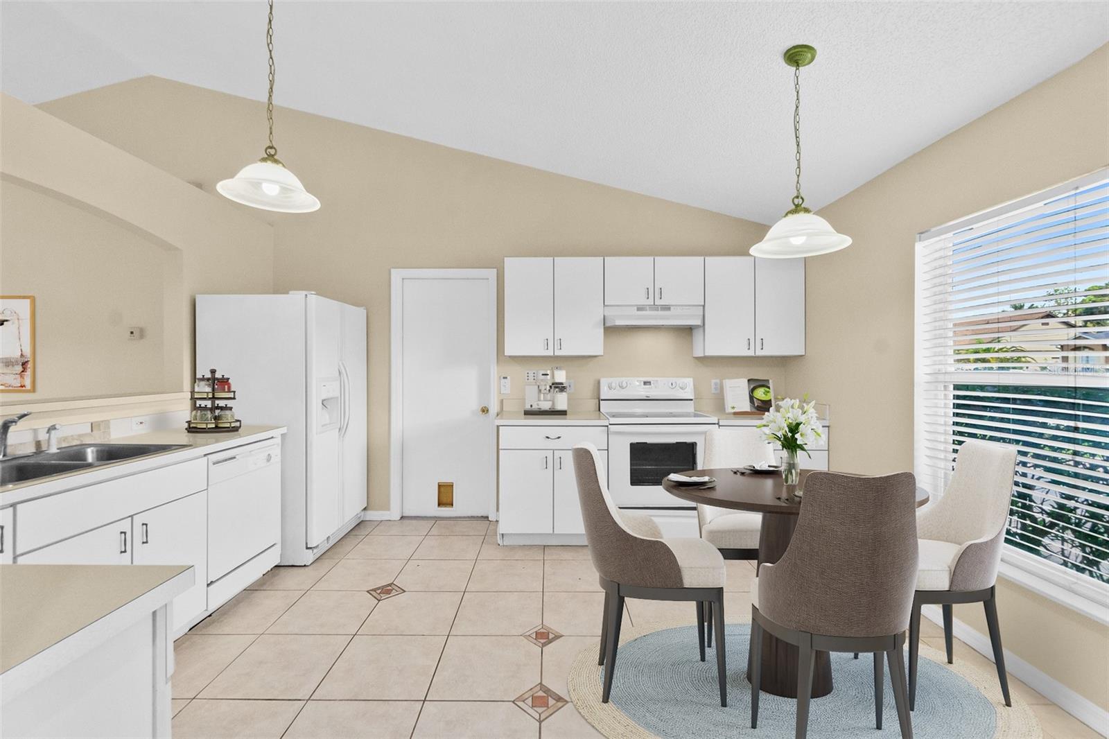 11 BURRELL PL, PALM COAST, FL, 32137