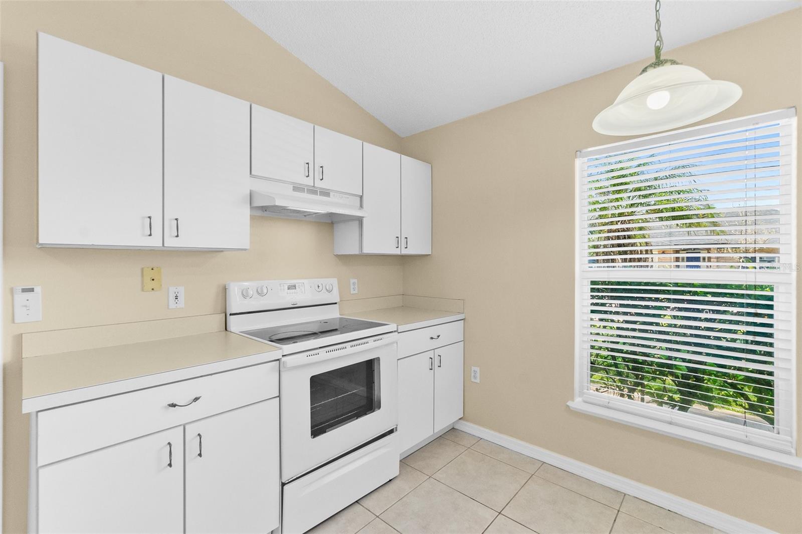 11 BURRELL PL, PALM COAST, FL, 32137