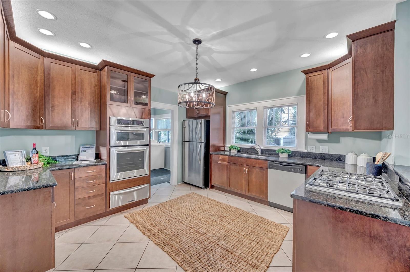 455 13TH AVE NE, ST PETERSBURG, FL, 33701