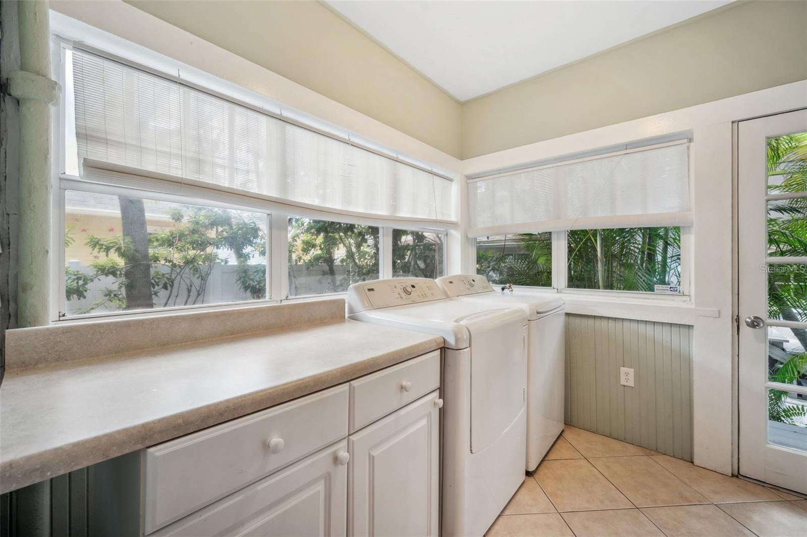 455 13TH AVE NE, ST PETERSBURG, FL, 33701