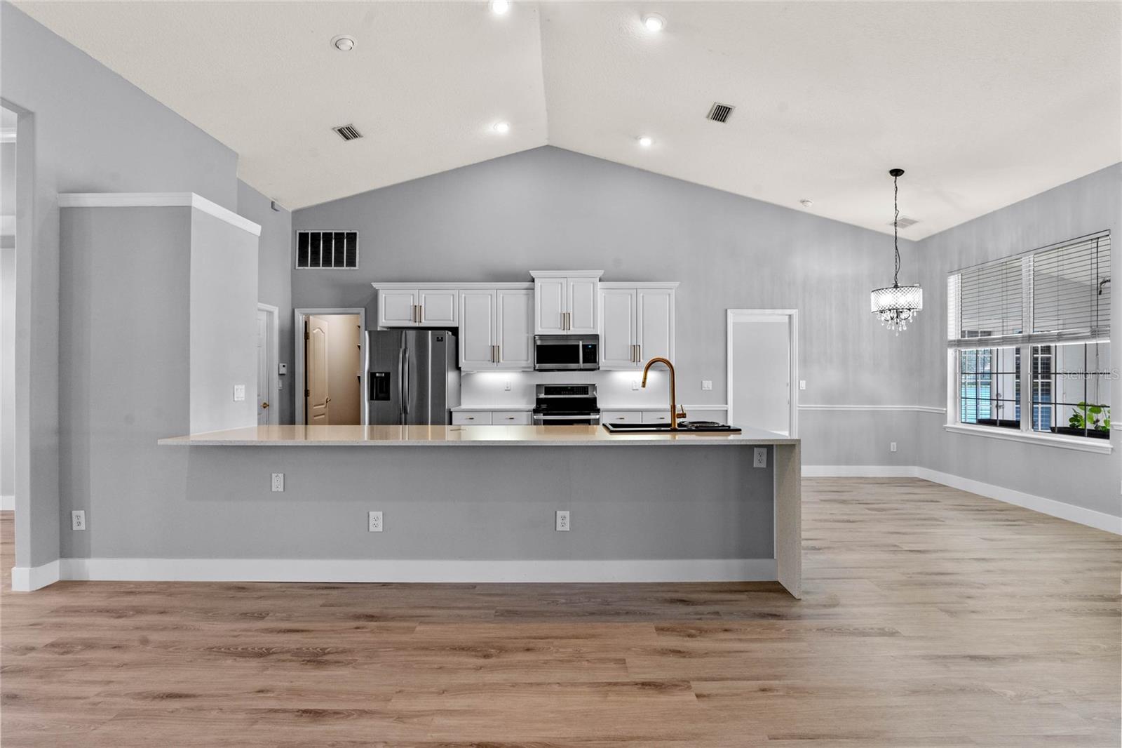 504 QUAIL VIEW CT, DEBARY, FL, 32713