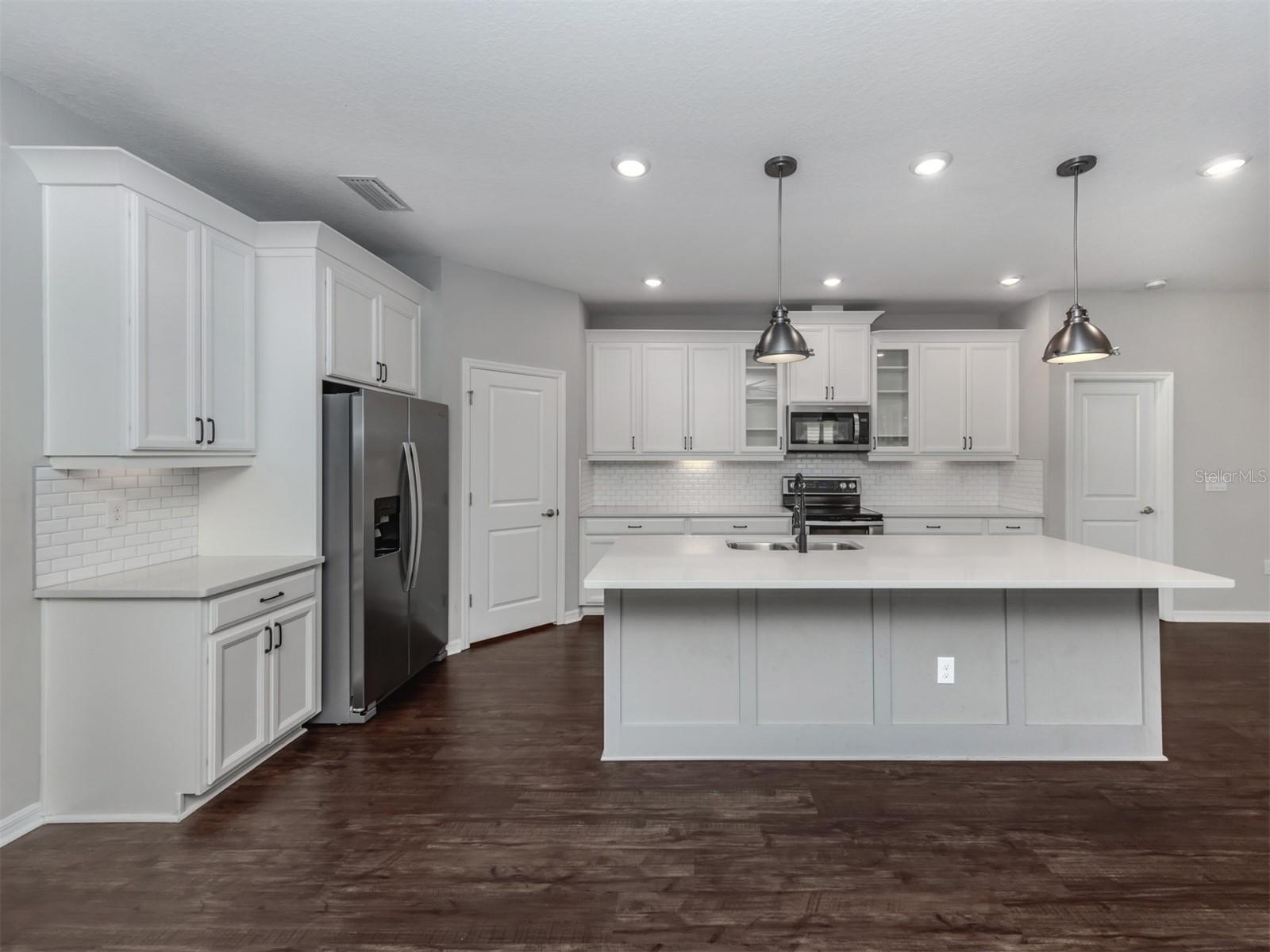 225 DAYLILY BLVD, NOKOMIS, FL, 34275