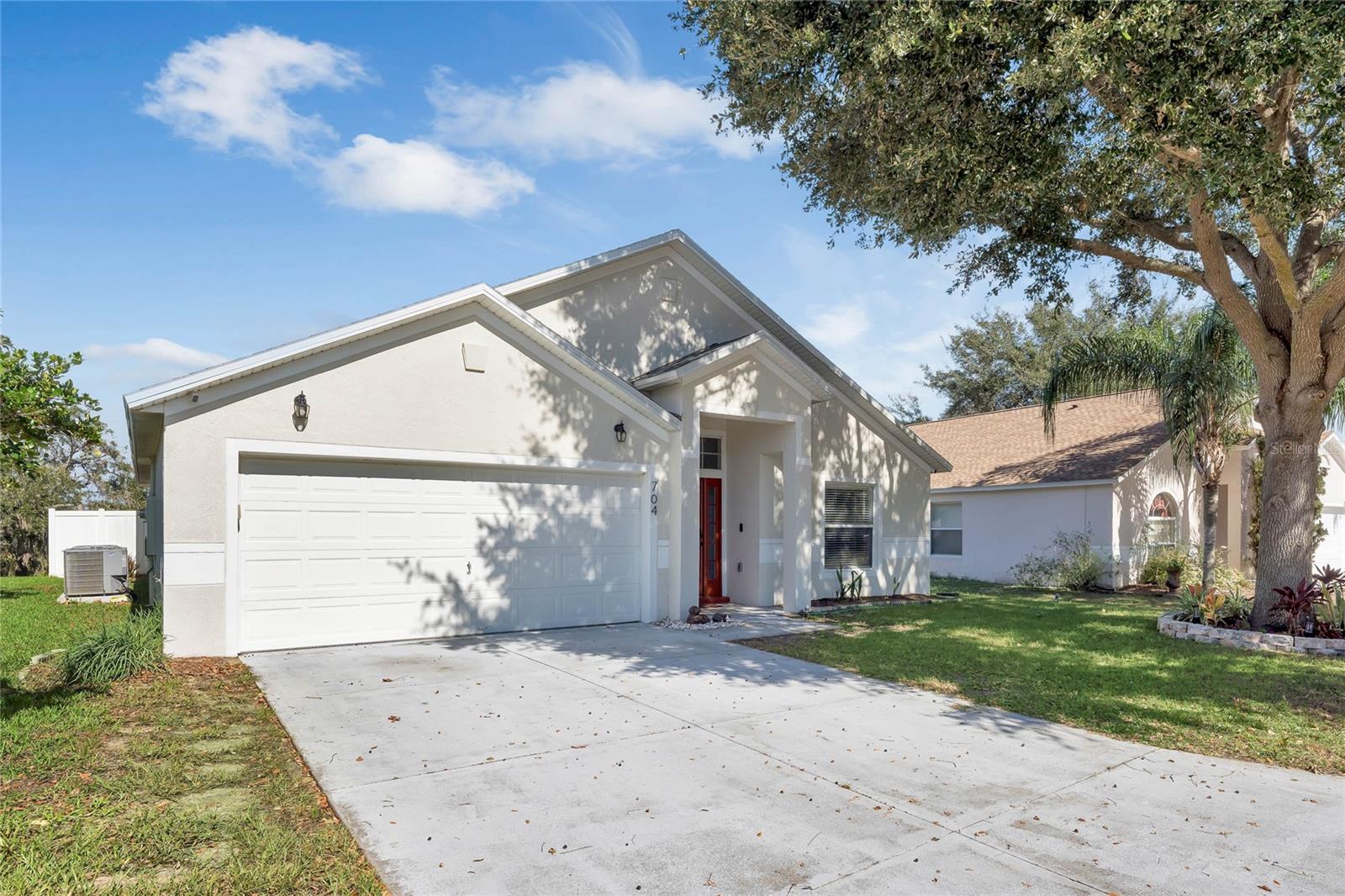 704 LAKE CHARLES DR, DAVENPORT, FL, 33837