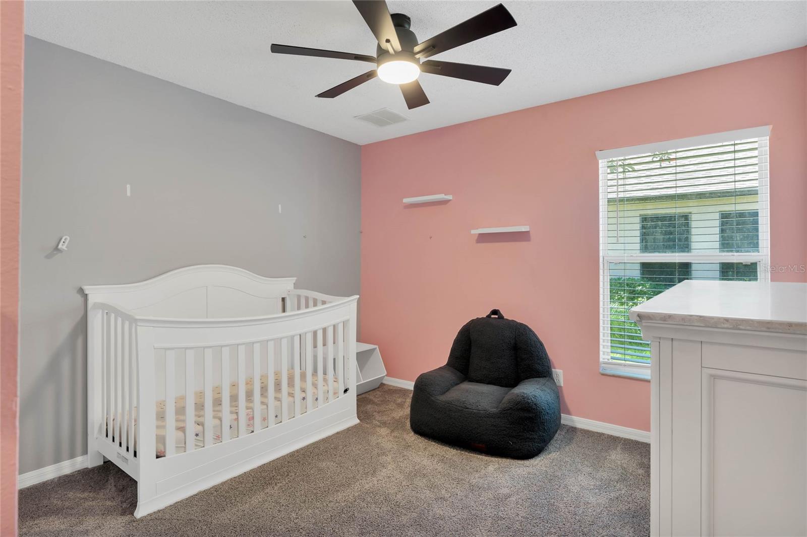 704 LAKE CHARLES DR, DAVENPORT, FL, 33837