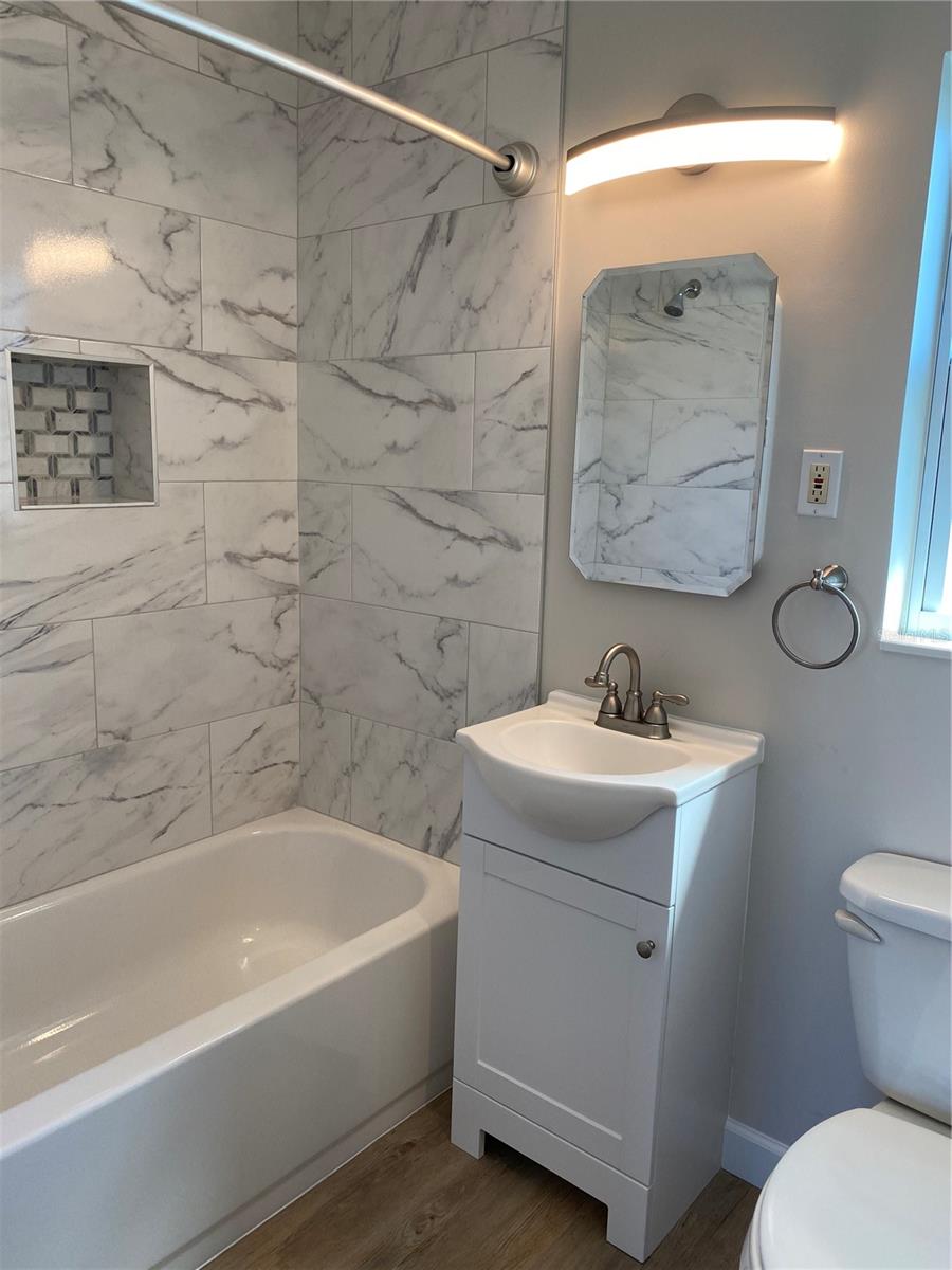 17002 DOLPHIN DR, NORTH REDINGTON BEACH, FL, 33708