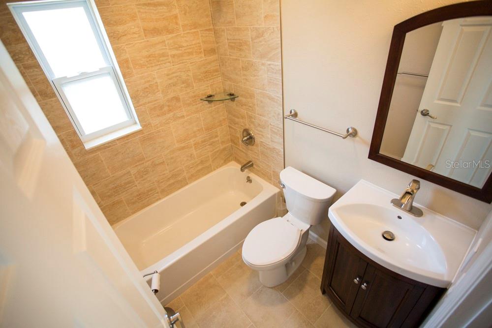 17002 DOLPHIN DR, NORTH REDINGTON BEACH, FL, 33708