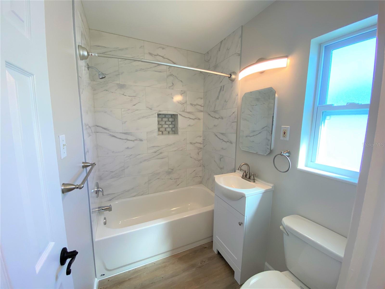 17002 DOLPHIN DR, NORTH REDINGTON BEACH, FL, 33708