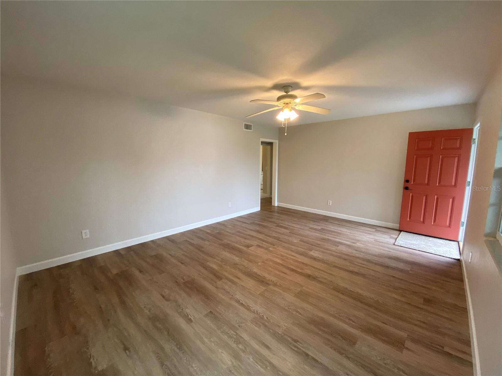 17002 DOLPHIN DR, NORTH REDINGTON BEACH, FL, 33708