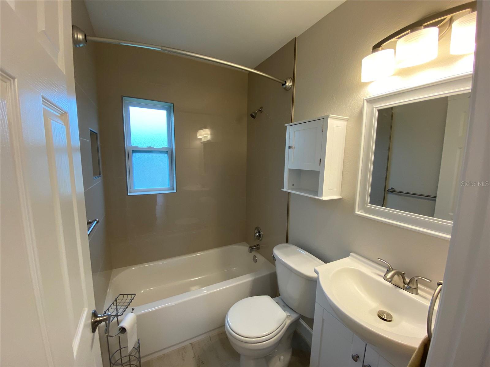 17002 DOLPHIN DR, NORTH REDINGTON BEACH, FL, 33708