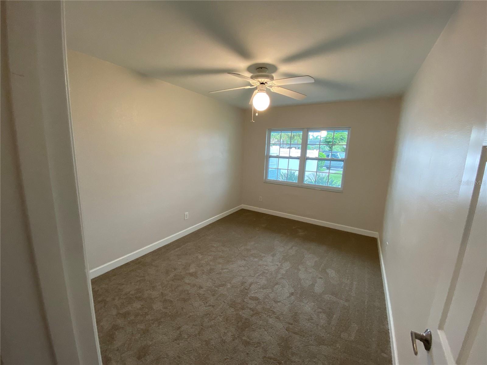 17002 DOLPHIN DR, NORTH REDINGTON BEACH, FL, 33708