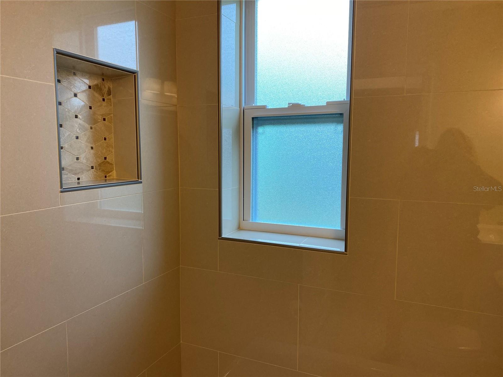 17002 DOLPHIN DR, NORTH REDINGTON BEACH, FL, 33708