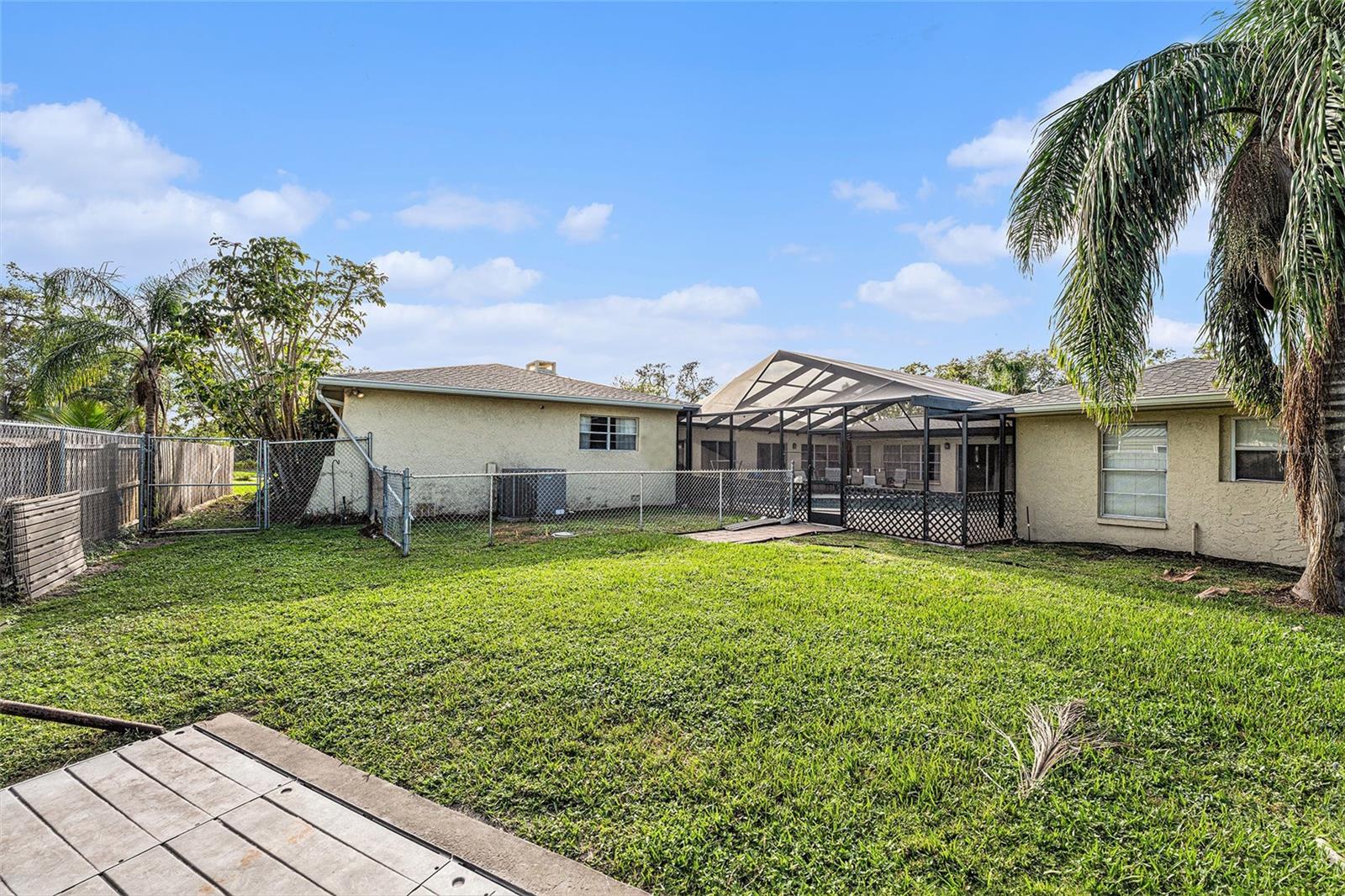 317 WENDI LN, RUSKIN, FL, 33570