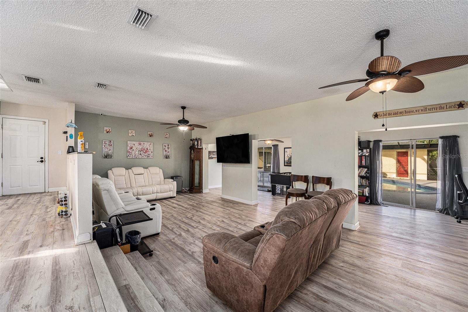317 WENDI LN, RUSKIN, FL, 33570