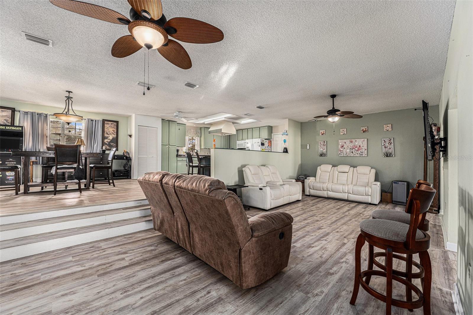 317 WENDI LN, RUSKIN, FL, 33570