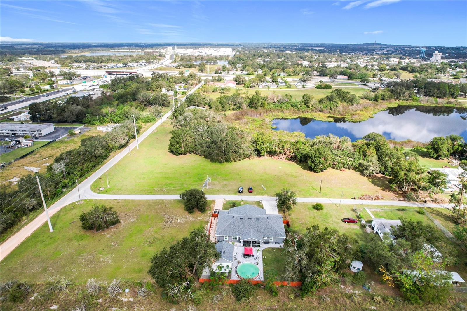 365 NASSAU AVE, LAKE WALES, FL, 33853
