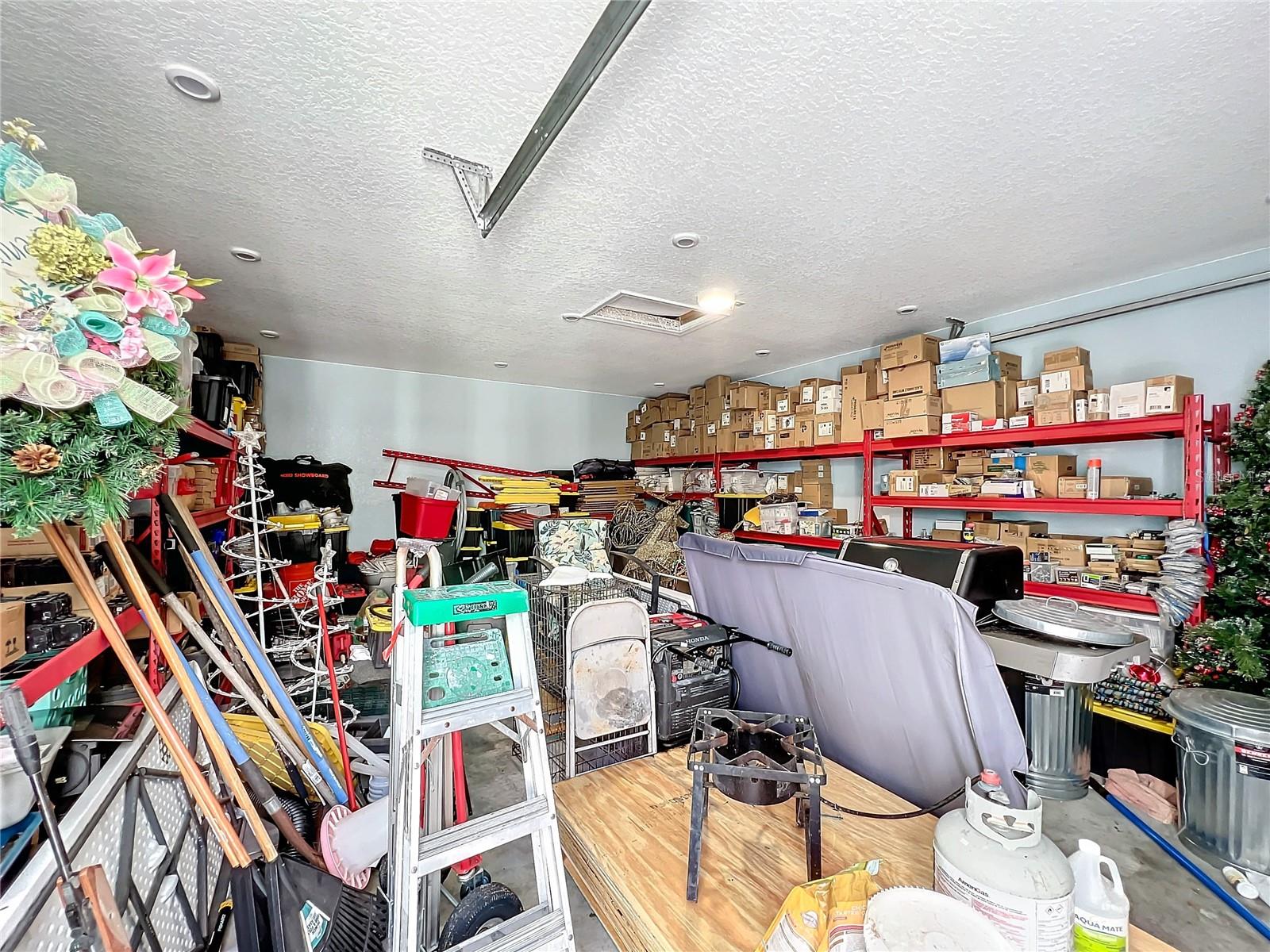 365 NASSAU AVE, LAKE WALES, FL, 33853