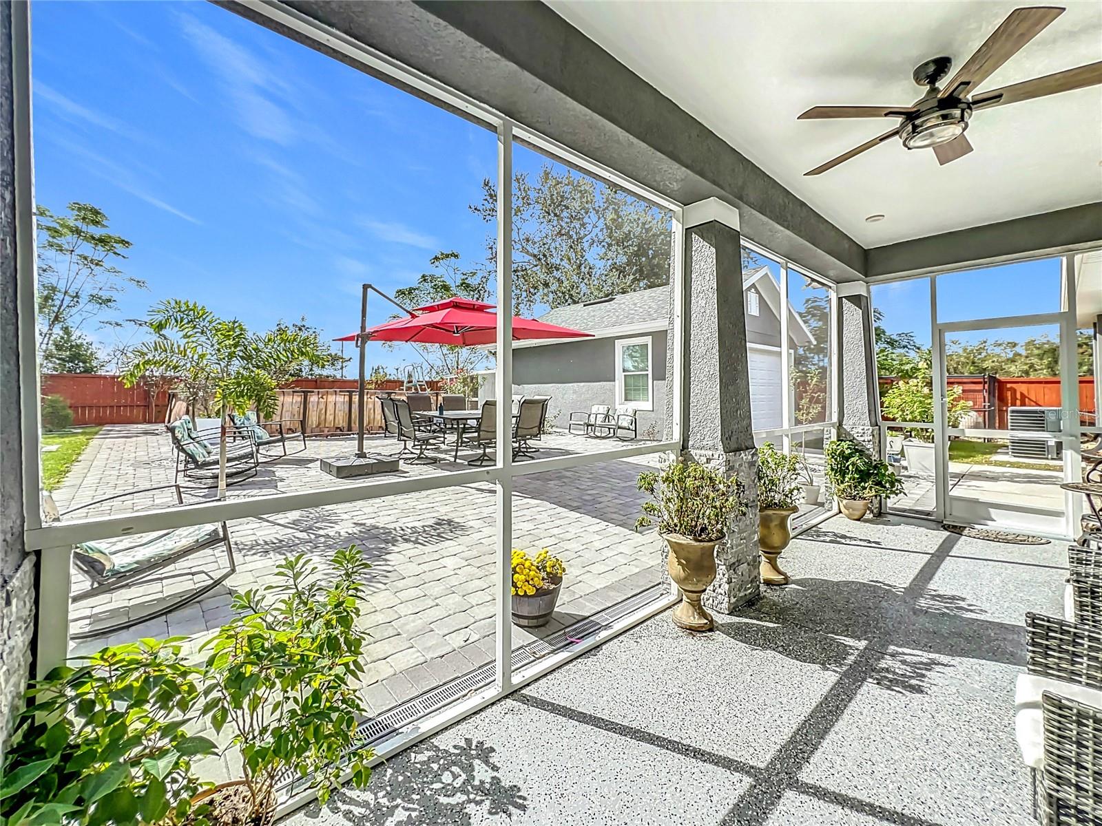 365 NASSAU AVE, LAKE WALES, FL, 33853