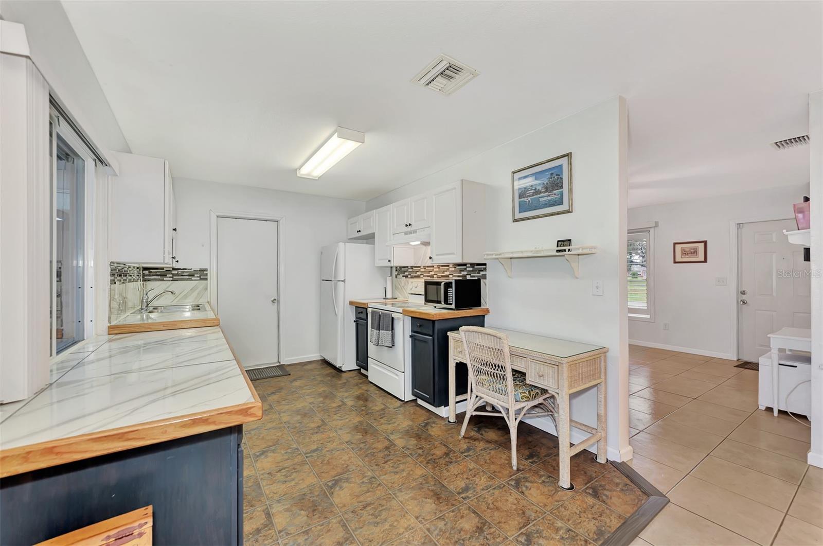 4555 MCKIBBEN DR, NORTH PORT, FL, 34287