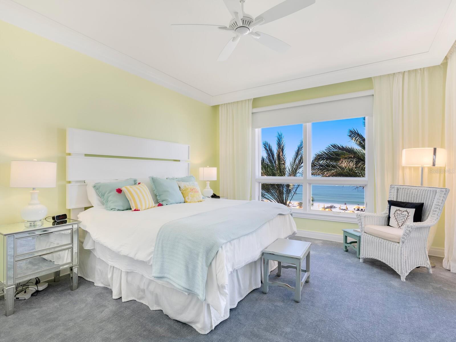 915 SEASIDE DR #407, SARASOTA, FL, 34242